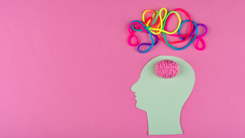 A relação entre neurodivergência e mercado de trabalho envolve desafios estruturais e oportunidades de inclusão, tema abordado por Alexandre Costa Pedrosa ao analisar adaptações e práticas profissionais mais justas.