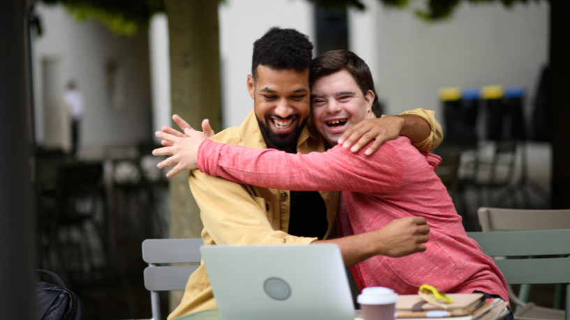 A tecnologia na educação especial, com a visão de Sérgio Bento De Araújo, impulsiona novos modelos de negócio focados em inclusão, inovação e impacto social.