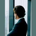 Conheça, com Ian dos Anjos Cunha, os principais direitos e apoios governamentais para empreendedores que desejam iniciar seu negócio.